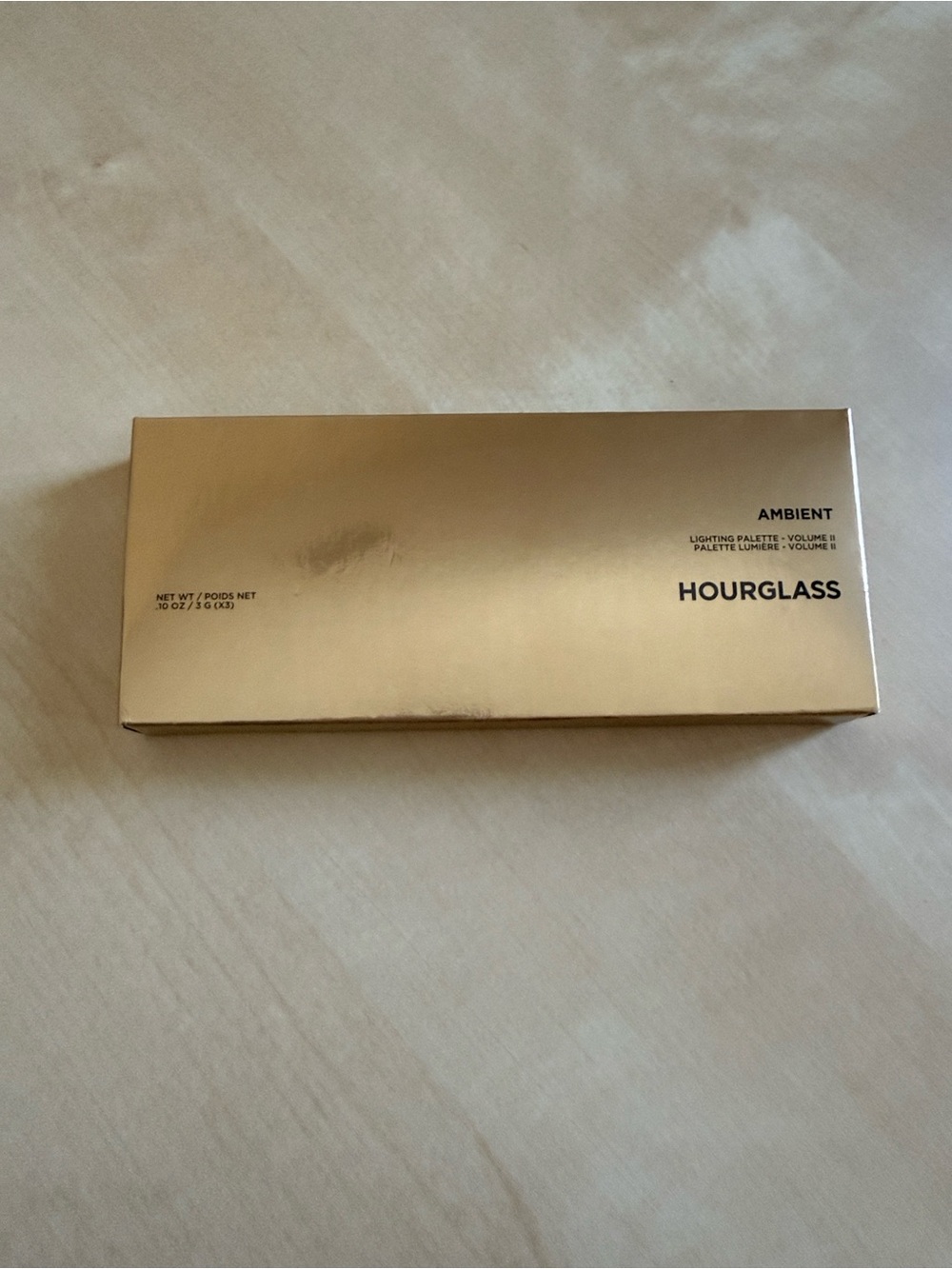 Hourglass Ambient Lighting Palette - Metallic Gold Compact -VOL II - Picture 6 of 7